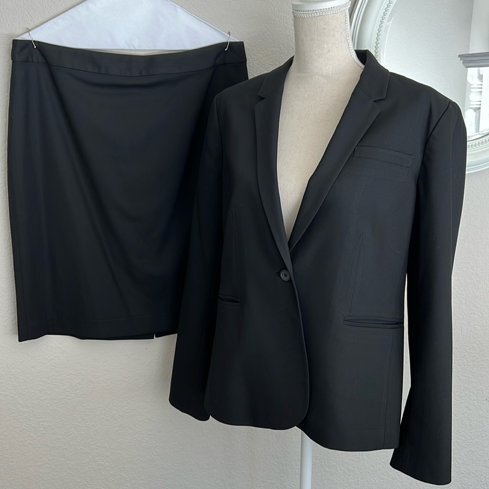 Banana Republic Black Skirt Suit